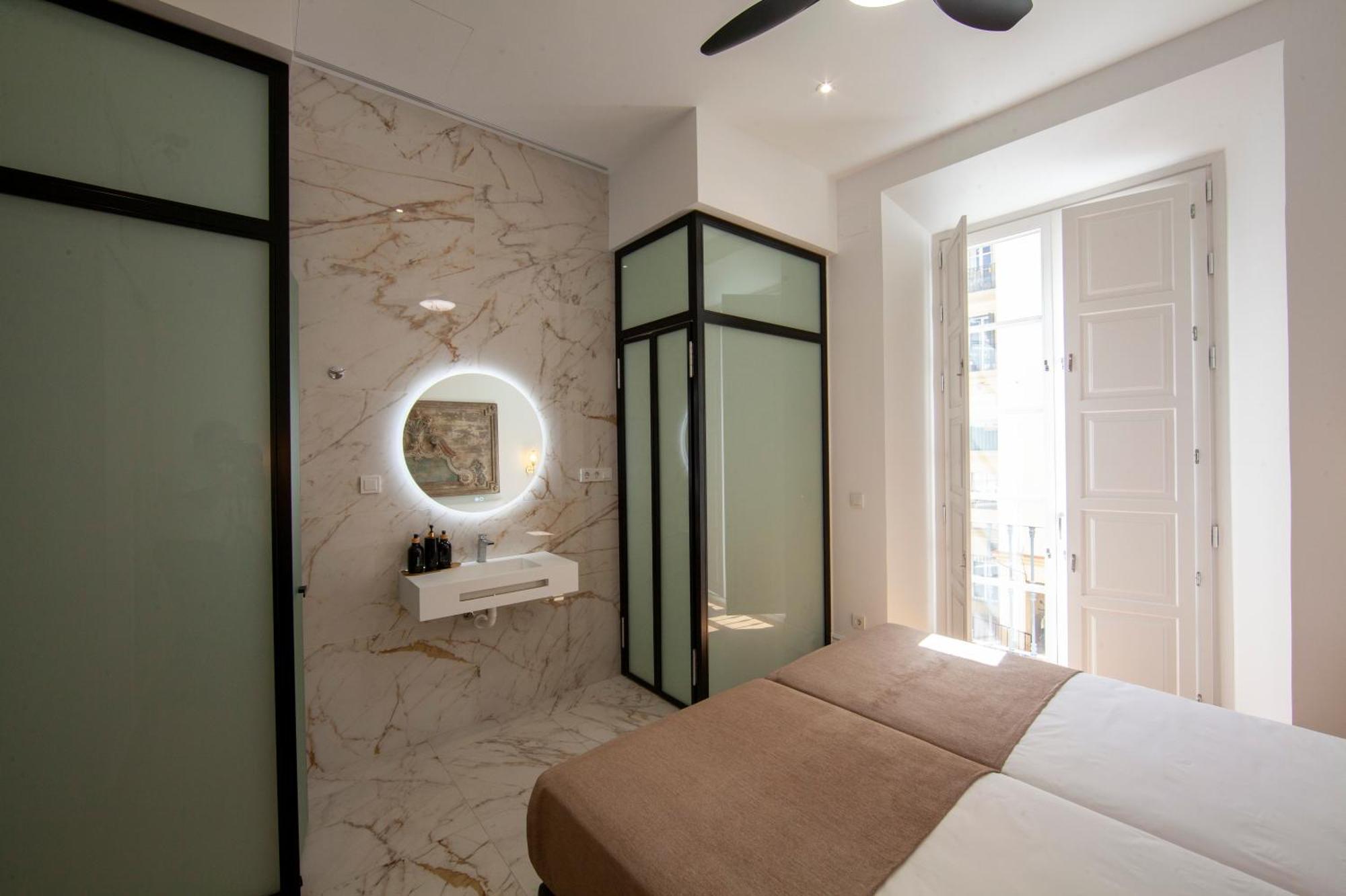 Pries Homes - Little Lotus Malaga Ngoại thất bức ảnh