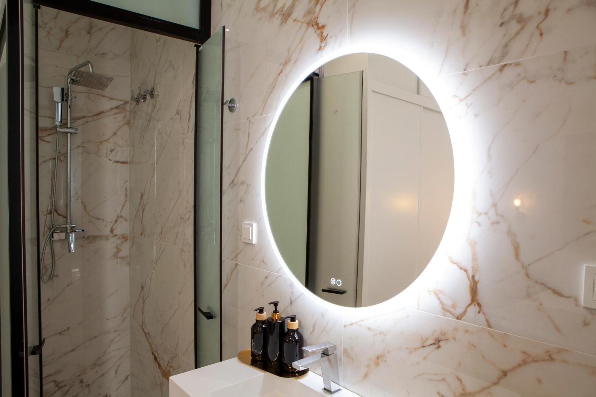 Pries Homes - Little Lotus Malaga Ngoại thất bức ảnh