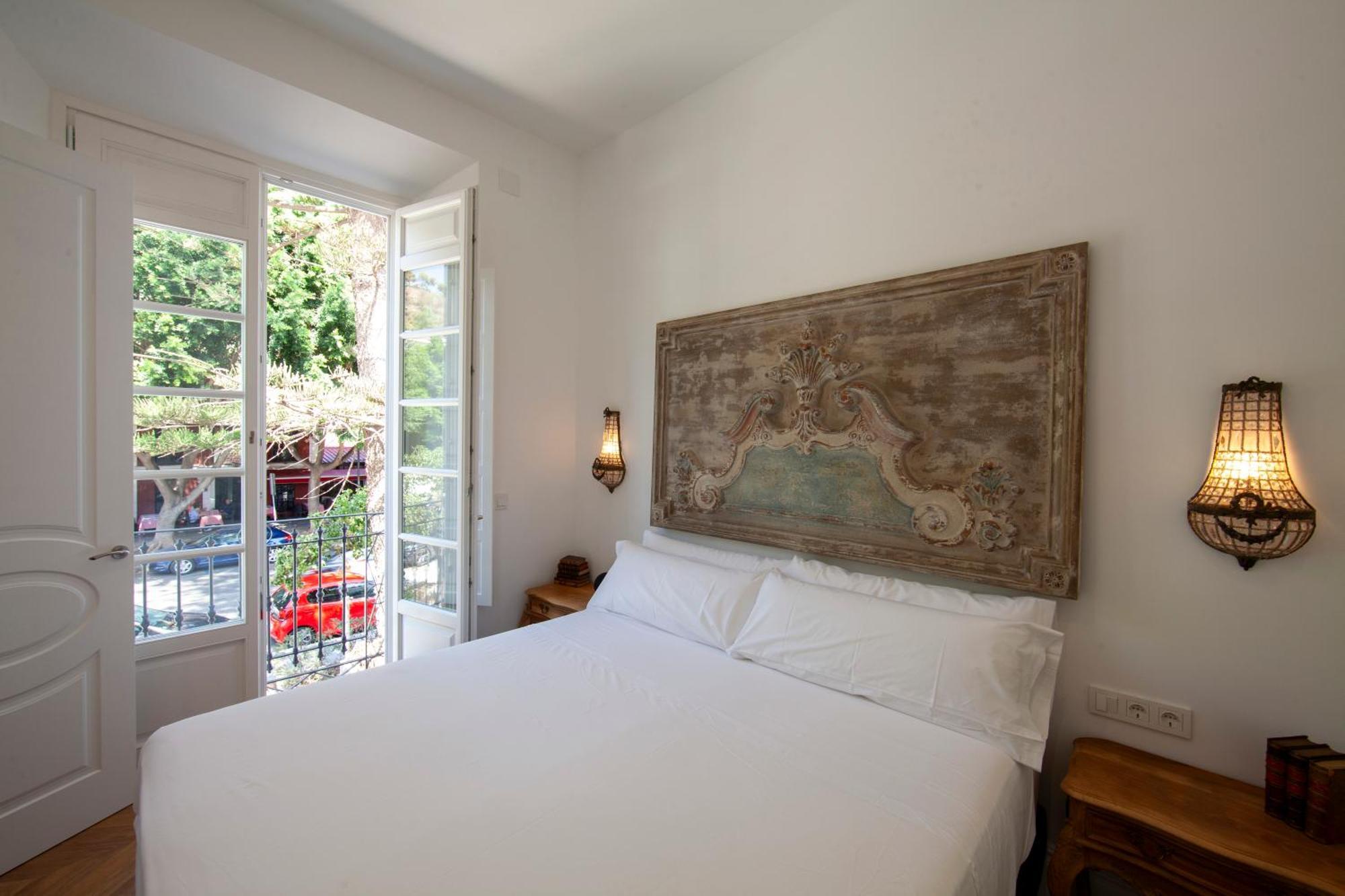 Pries Homes - Little Lotus Malaga Ngoại thất bức ảnh